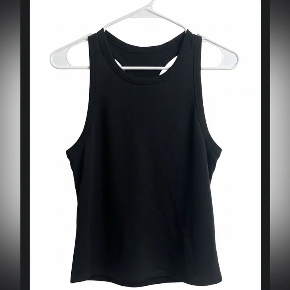 Vuori Ribbed Racerback Women's Top